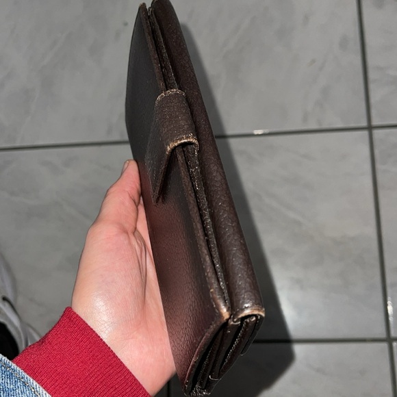 Gucci Eclipse Insignia Leather Wallet - Picture 3 of 9